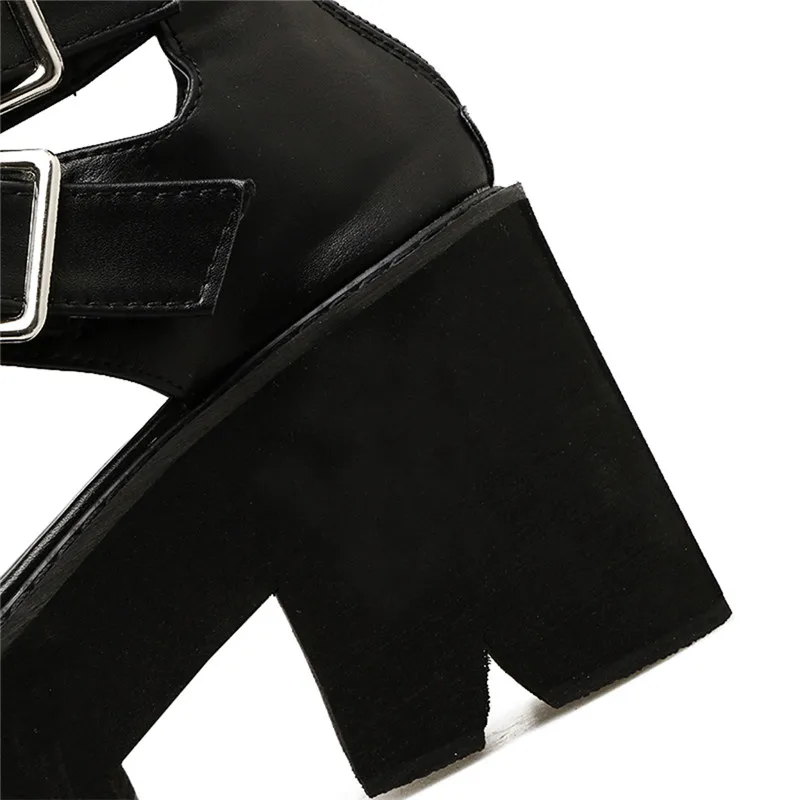 YMECHIC/Коллекция года; сезон лето; черные сандалии-гладиаторы на платформе с закрытой пяткой; женская обувь с пряжкой на ремешке в готическом стиле; обувь для вечеринок на платформе в стиле панк