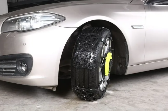 Universal Car Tire Anti-skid Chain Auto Emergency Tire Anti-skid Belt For Snow Road Sand Road with Snow Shovel Gloves (15)