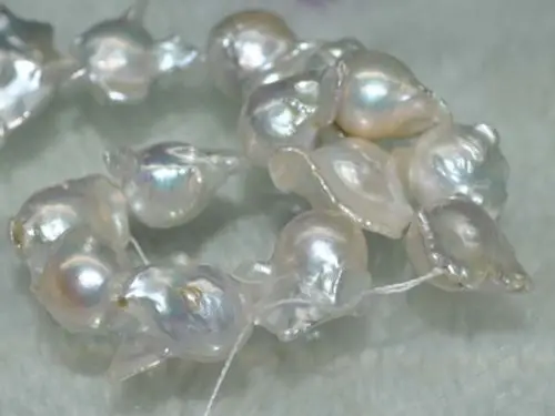 

huij 003185 Natural Rare white AA++ very luster baroque nuclear pearl NECKLACE