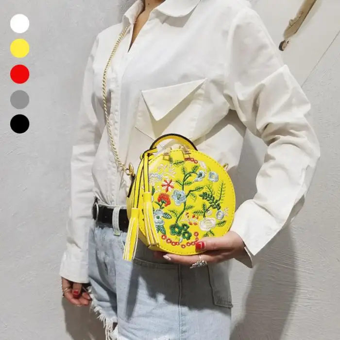 Женская круглая сумка с вышитыми цветами из искусственной кожи, сумка на плечо с кисточкой, сумка через плечо на цепочке, Новинка