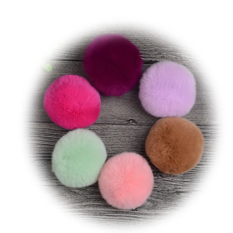 pom pom ball