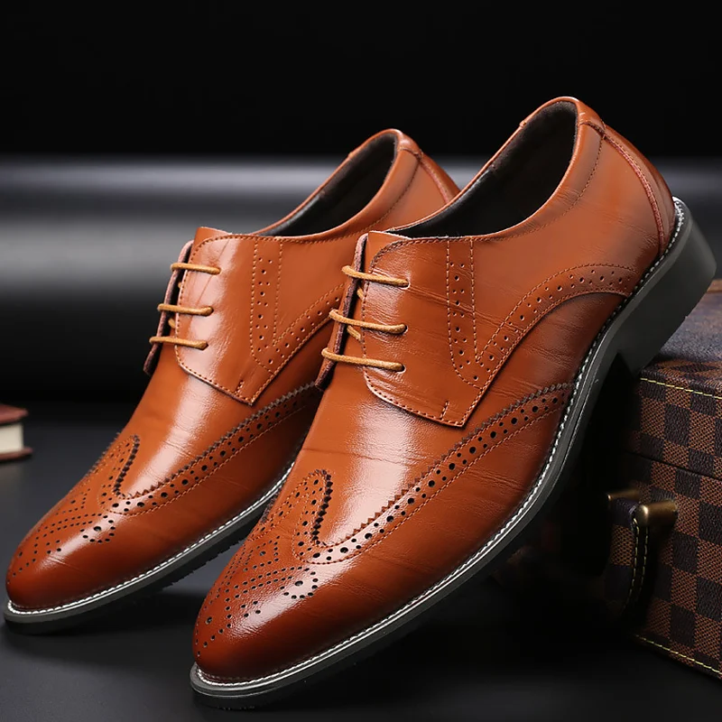 Meilleur Hommes chaussures de luxe marque coins richelieu chaussures véritable en cuir Mans chaussures designer chaussures sapato masculino plus la taille 38 48