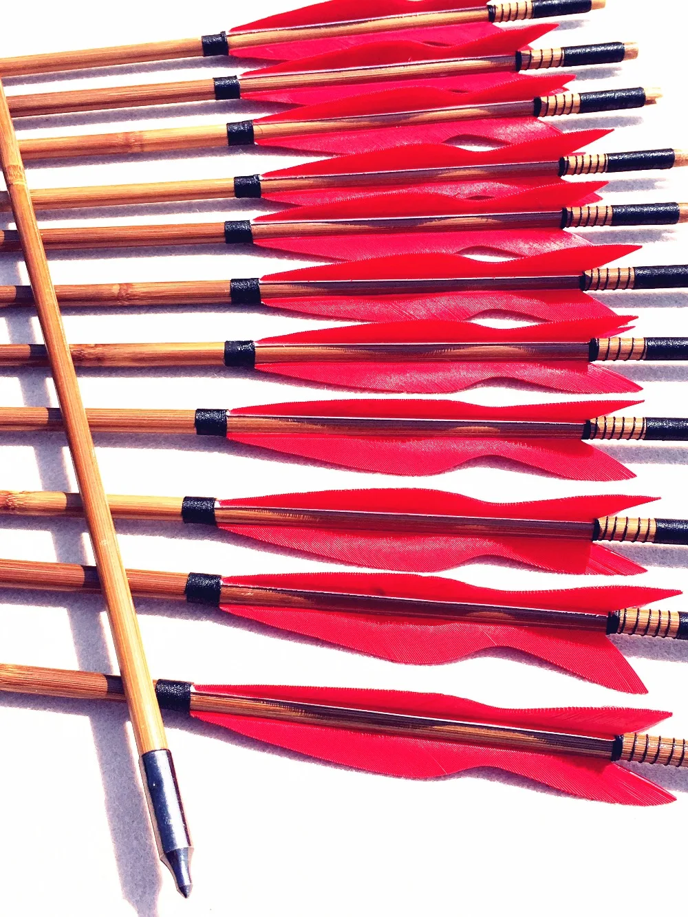 12pcs Bamboo Arrows 32inch Hunting Archery Handmade Red Turkey Feathers