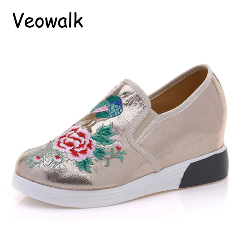 Veowalk/Женские Повседневные слипоны с цветочной вышивкой Мягкие удобные блестящие