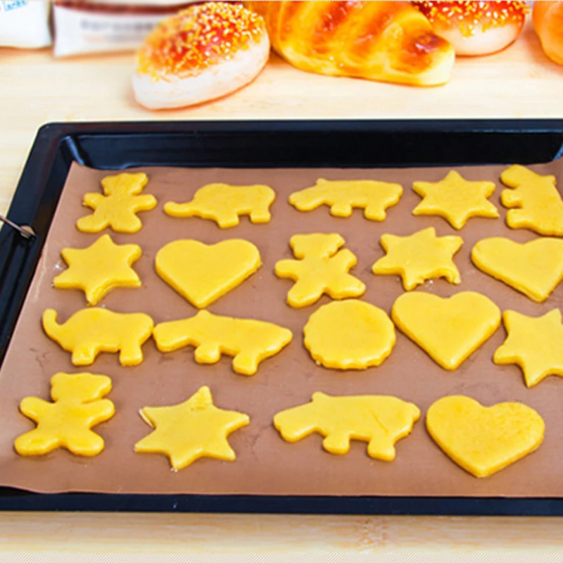 

1 PC Reusable Baking Mat High Temperature Resistant Teflon Sheet Pastry Baking Oilpaper Pad Non-stick BBQ Oven Liners Tool