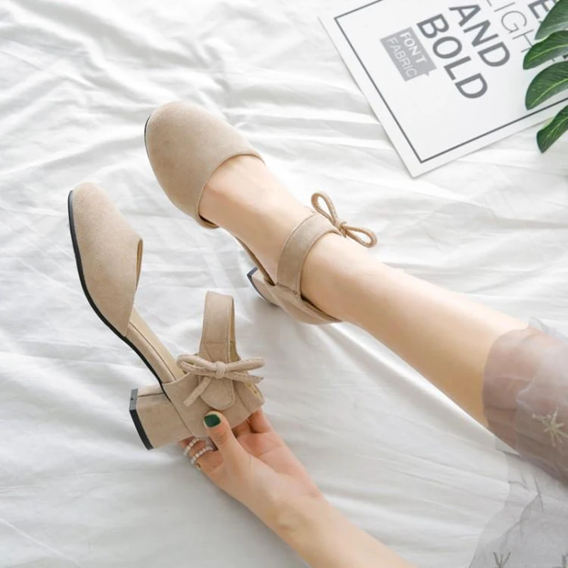 Мягкое покрытие(флок), закругленный сандалии с закрытым носком и бантом, толстая обувь на каблуке Летняя женская обувь краткое однотонная повседневная обувь; sandalia feminina; размеры милые zapatos mujer