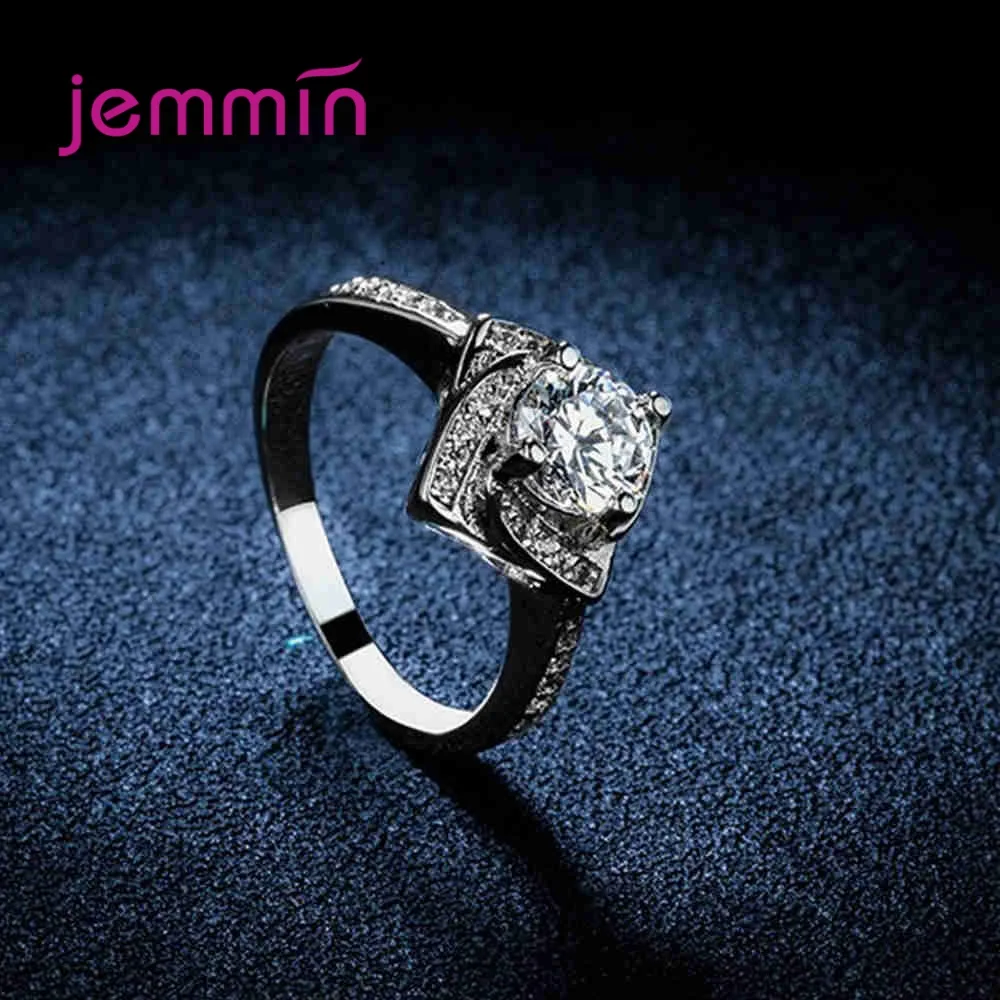 Высокого класса 925 пробы серебряные кольца на палец для женщин сверкающий кубической формы циркониевый камень 4 когти модные свадебные украшения