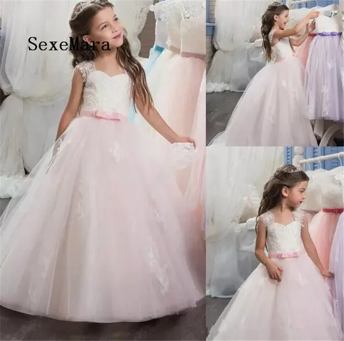 

White 2019 Flower Girl Dresses for Wedding Pink Princess Sequined Appliqued Lace Bow Child First Communion Dress