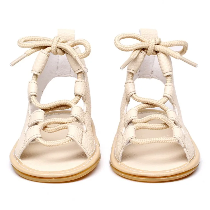 Летние детские сандалии для девочек из искусственной кожи на шнуровке; открытый носок, плоская подошва, фирменная малышей пляжная обувь, сандалии и Сабо