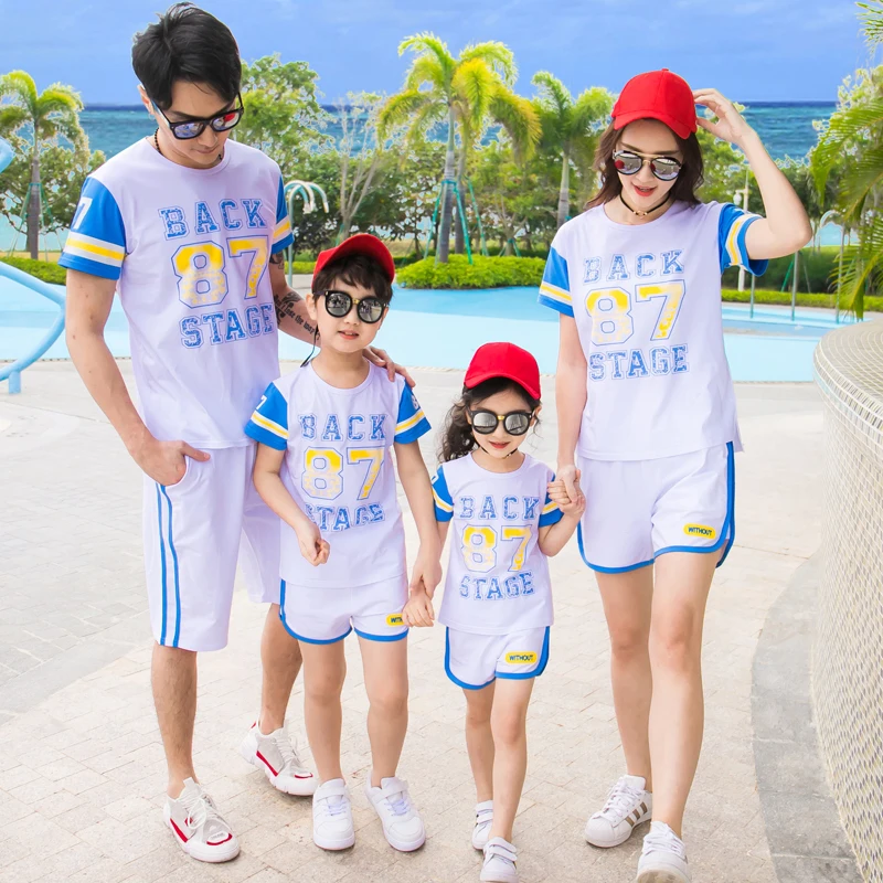 

Dad Son New Family Matching Suits Mother and Daughter Short T-shirt and Shorts Set Boys White School Sports Suit Factory Sales