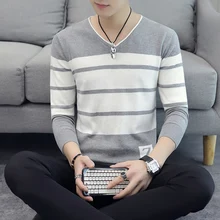 Новые осенние Для мужчин Свободные свитеры в полоску пуловеры Для мужчин хлопок v-образным вырезом Верхняя одежда тонкие свитера пуловеры Размеры 2XL