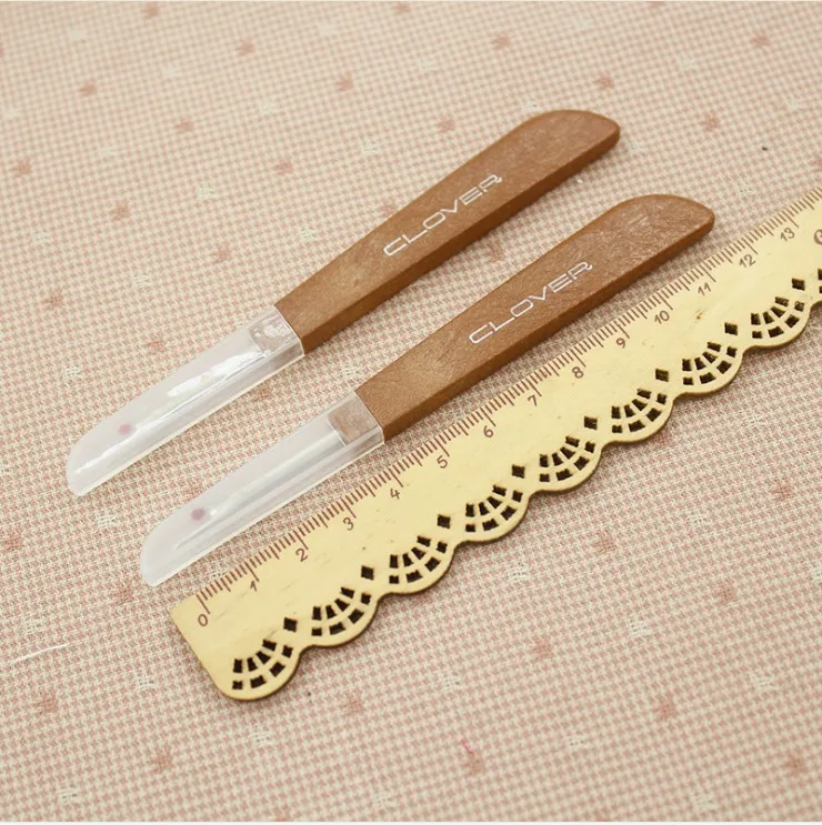 

2017 new clover 2Pcs4Pcs Steel Plastic Handle Craft Thread Cutter Seam Ripper Stitch Unpicker Needle Arts Sewing Tools for juki
