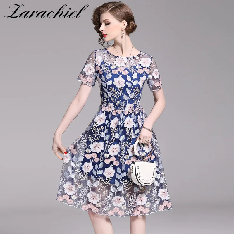 

Fashion Designer Embroidery Mesh Overlay Flowers Dress 2019 Summer Women Short Sleeve Casual Retro Elegant Party Midi Dress