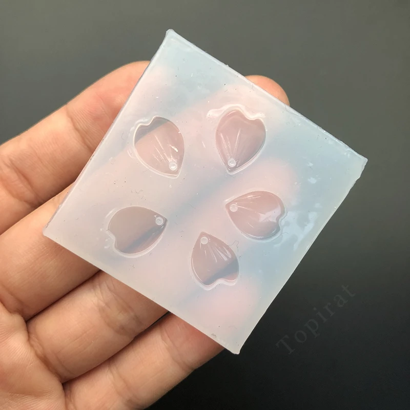 

1pcs New Cherry Blossom Petal Pendant Silicone Mold Resin For DIY Jewelry Accessories Making