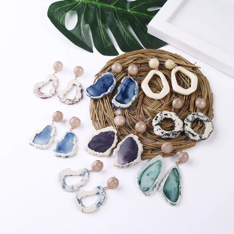 Hot Imitation Natural Slice Geode Stone Pendant Drop Dangle Earrings for Women Girl Fashion Resin Plastic Jewelry Party