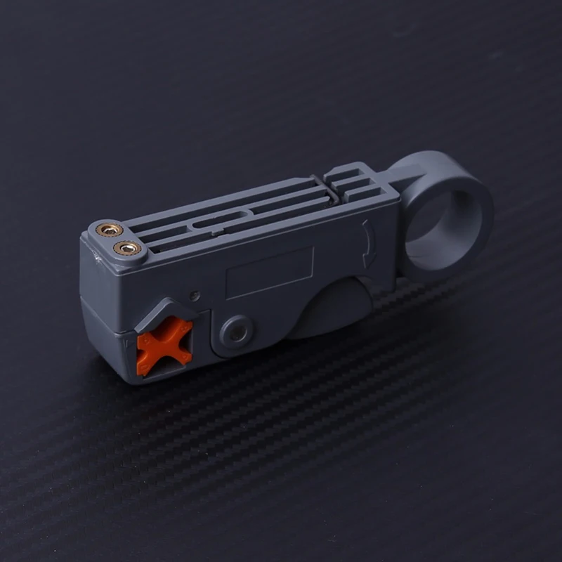 Three blades for RG-585962 cable5