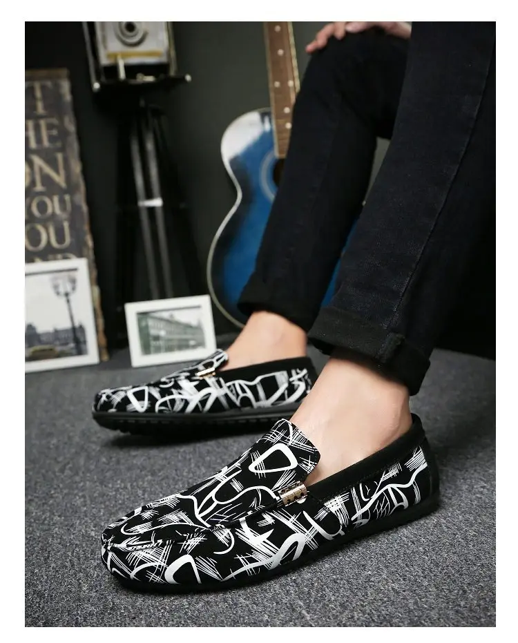

PADEGAO Summer Print Fashion Leisure Soft Comfy Men Loafers Retro Bordered Flat Driving Shoes Novelty Mixed Colors Slip On Shoes