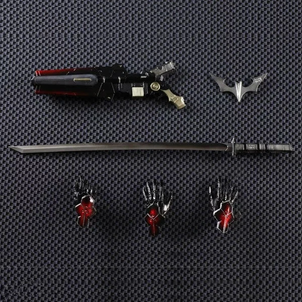  DC Comics Superhero The Dark Knight Batman Variant PLAY ARTS KAI Batman PVC Action Figure Collectib