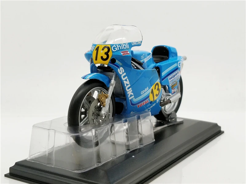 1:22 ITALERI чемпион мира 1982 Suzuki #13 литья под давлением гоночный мотоцикл