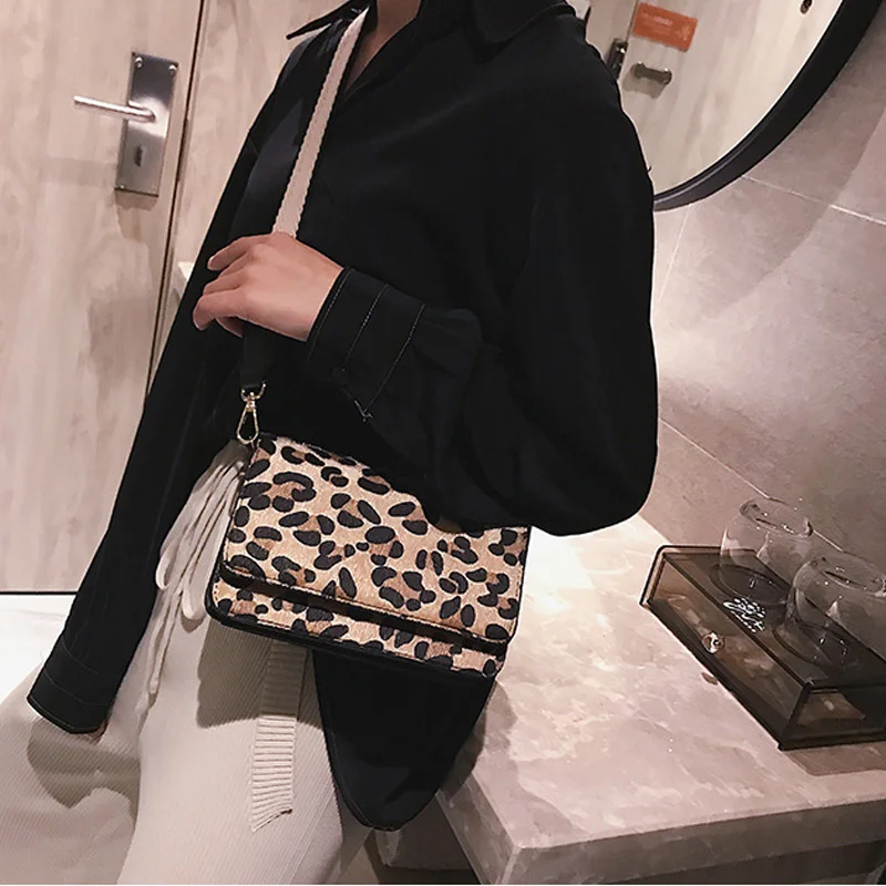 

Leopard Print Small Flap Bags for Women 2018 Winter Crossbody Bags Luxury Handbags Women Bags Designer Bolsa Feminina