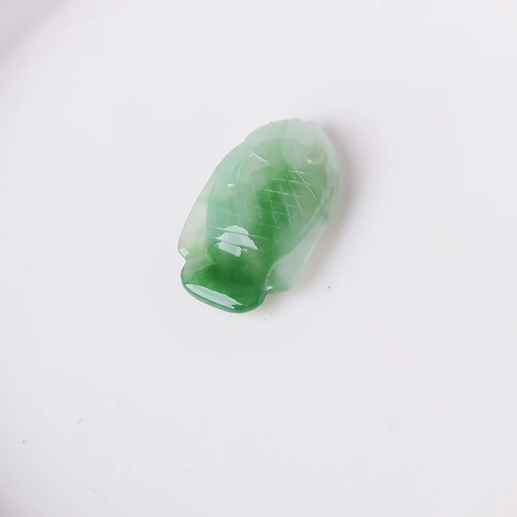 

2019 New Natural Emerald fish pendant Hand carved jade fish Necklace pendant With lanyard And certificate Size 29*18*5 MM
