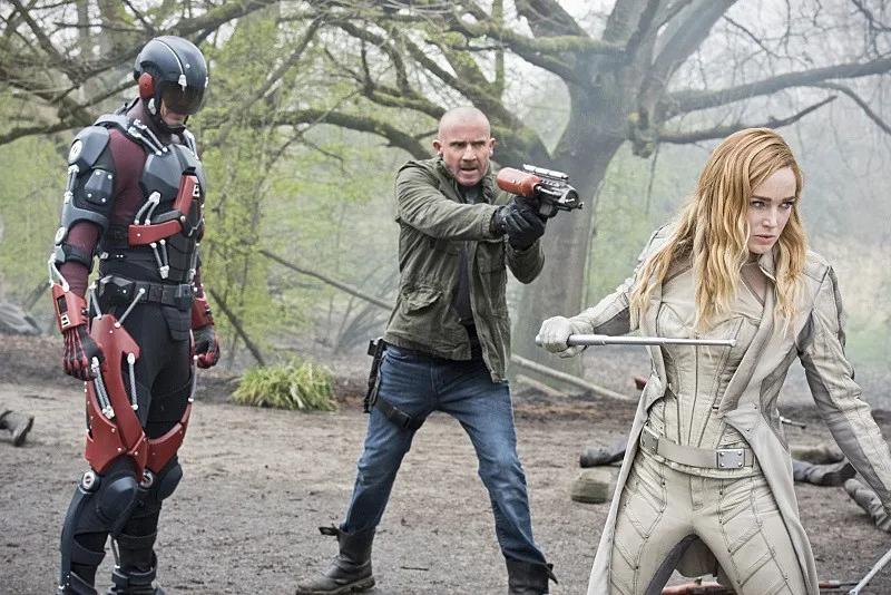 Legends-of-Tomorrow-116-4