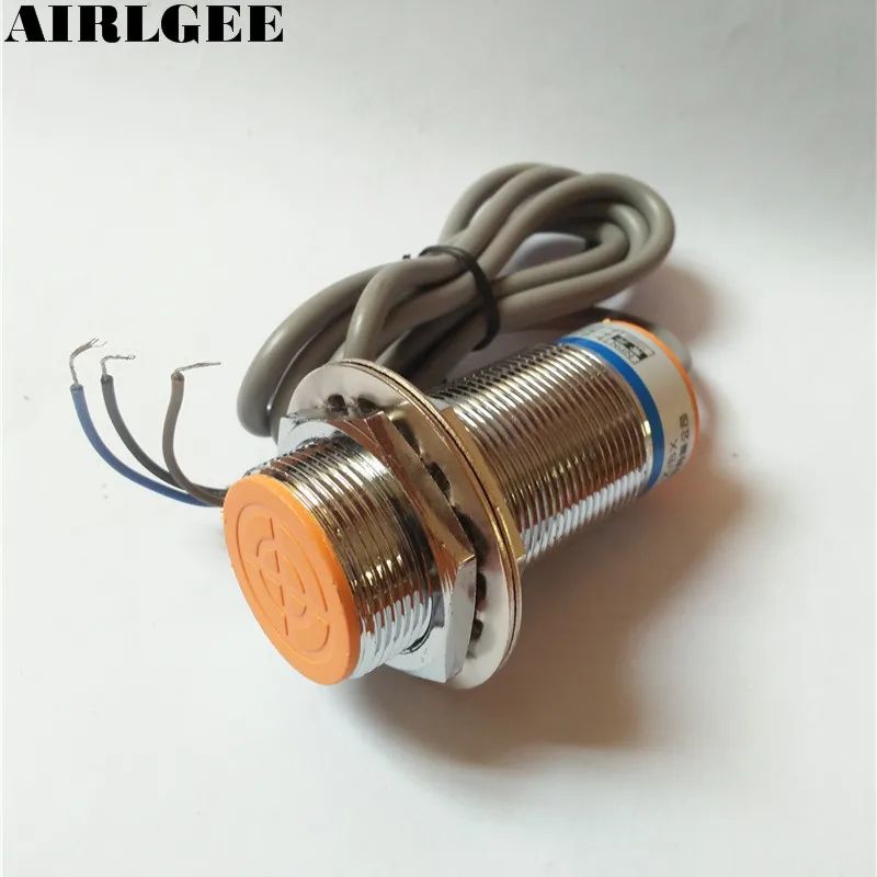 

DC6-36V 300mA 3-wired 10mm Inductive Proximity Sensor Switch NPN LJ30A3-10-Z/BX