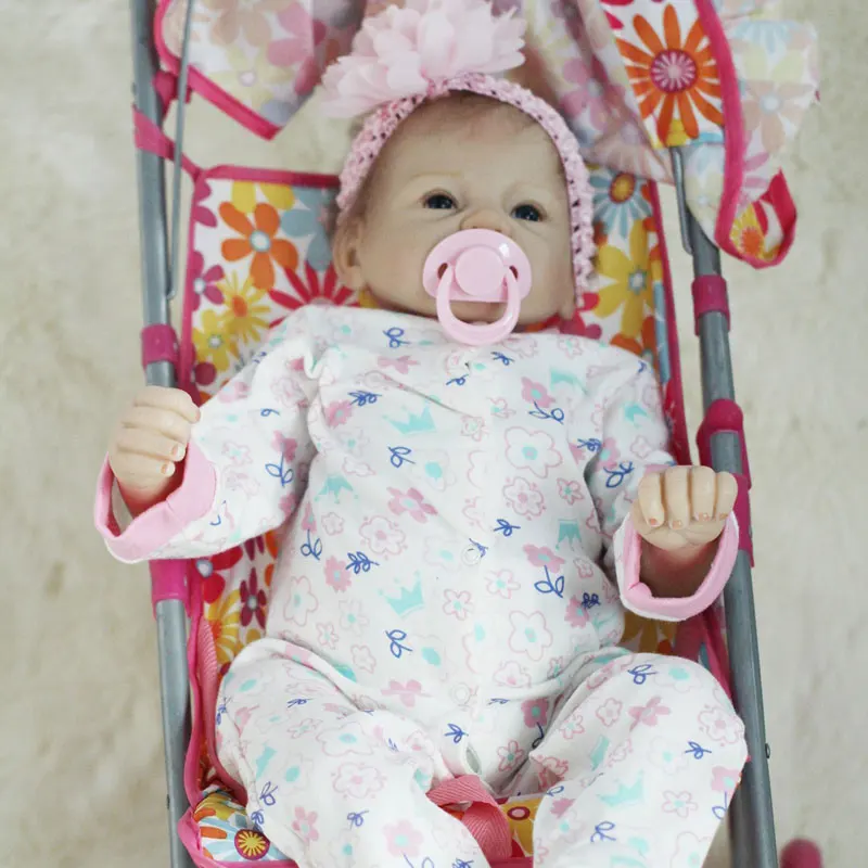 Boneca Reborn 22 дюйма Мягкие силиконовые виниловые куклы 55 см мягкие для новорожденных