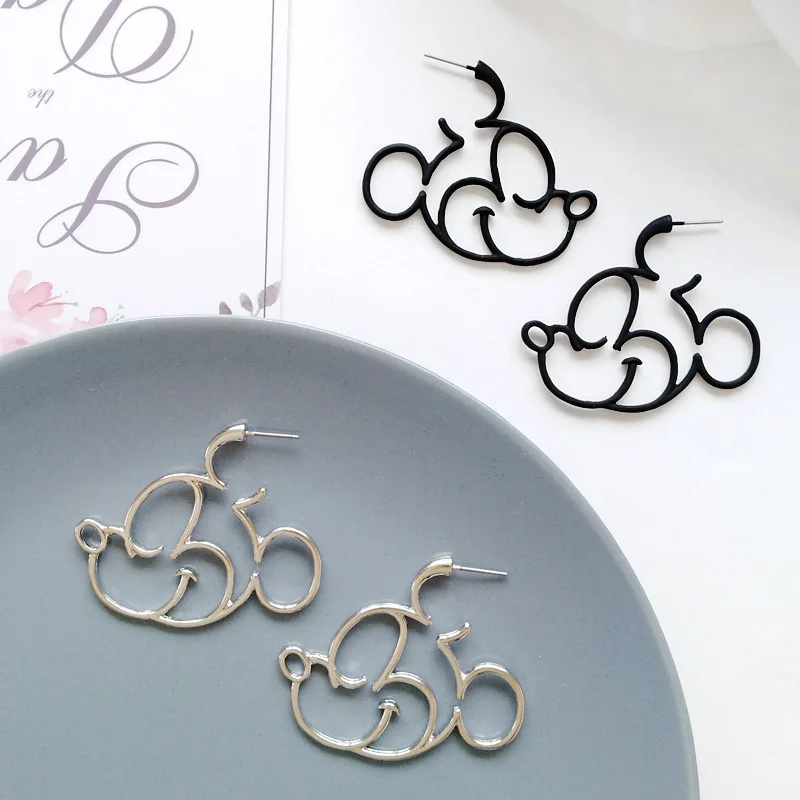 Gold Silver Black Color Simple Kawaii Cute Mickey Minny Stud Earrings Female Loverly Howllowed out Geometric Earring For Women 2
