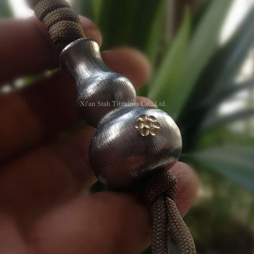 

Pure Titanium Calabash / Cucurbit Design Solid Plummet / Pendant / Bead 45g