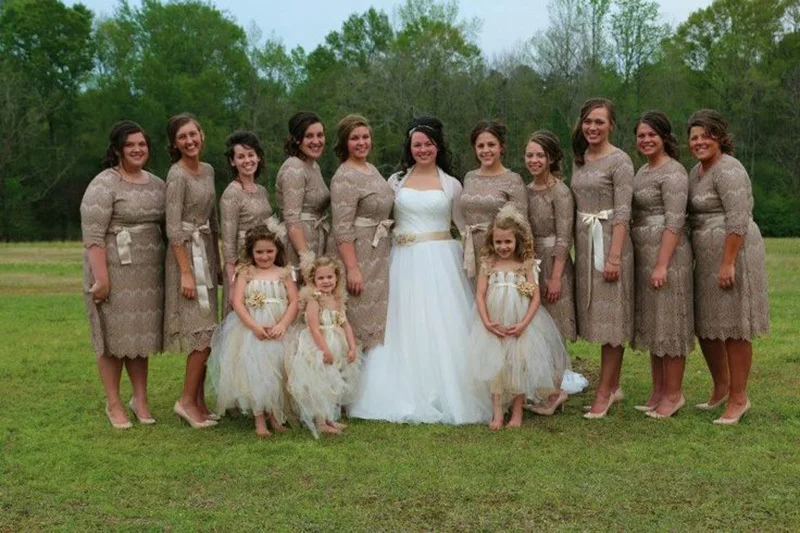 Fashion Silver Grey Knee Length Bridesmaid Dresses Summer Beach Wedding Guest Dress Sleeves Plus