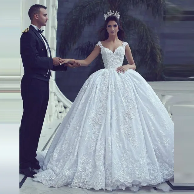 

Dubai Bride Dresses casamento Lace Applique Custom Made Sleeveless trouwjurk White Wedding Gowns Gorgeous Vestido De Noiva