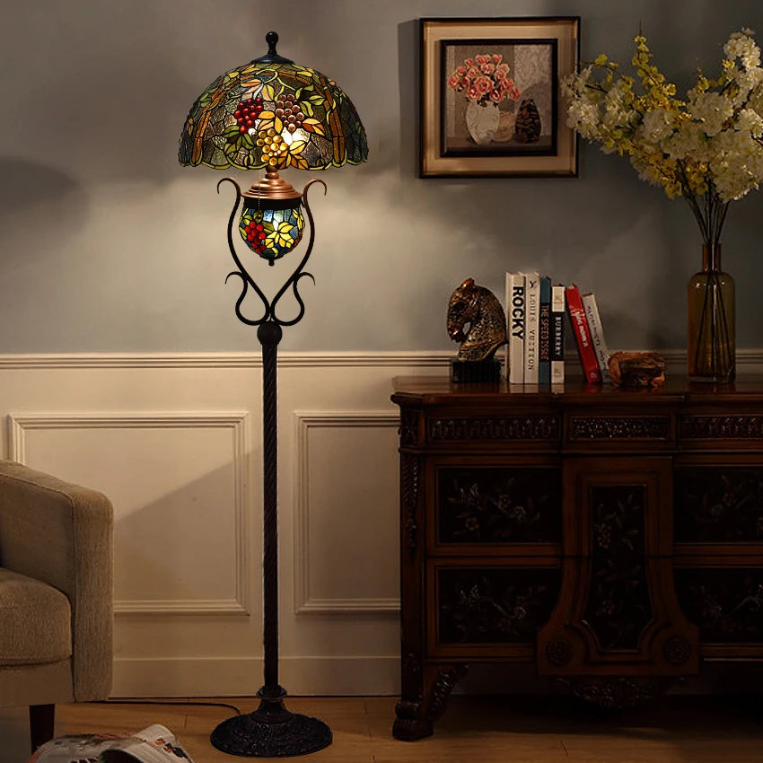 TF175 European Retro Garden Classical Art Vertical Floor Lamp Upscale