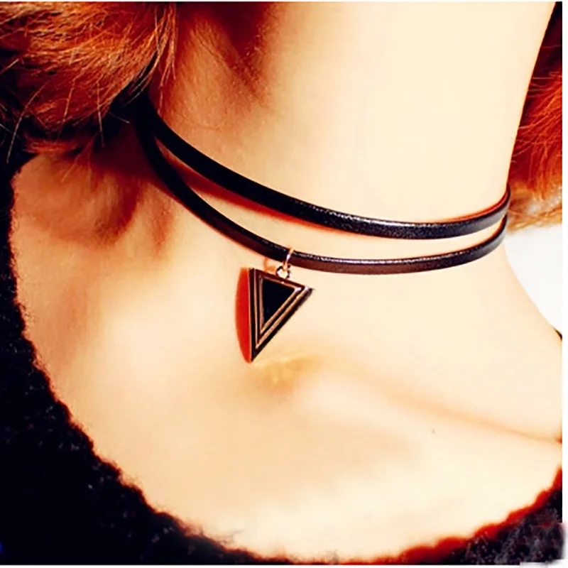 

Fashion Chokers Necklace Multi-layer Triangle Pendant Neclace Charm Ladies Short Necklace Statement Party Jewelry Accessories