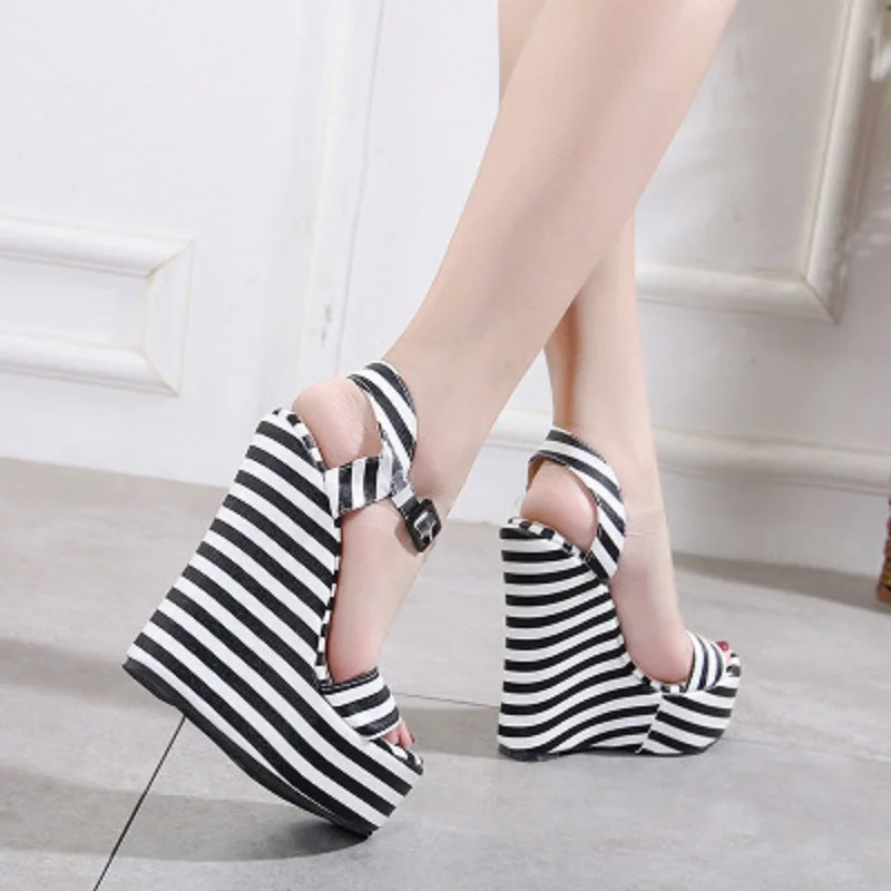 

Explosion models women's wedge sandals new striped transparent word buckle with high heel sandals