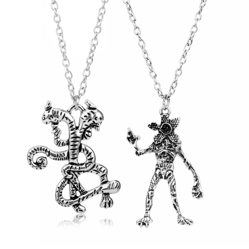

Stranger Things Two intertwined Demodog Necklace Movie Jewelry Link Chain Metal Pendants Necklaces Women Men Trinket