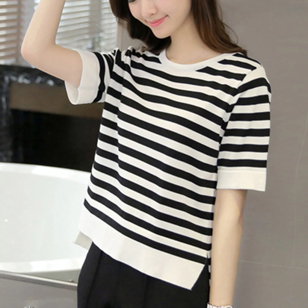 

Women's Loose Black And White Striped Tee Streetwear Women Short Sleeve Tops Summer Basic T-Shirts Sweet And Romantic Hot Sale
