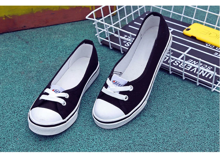 New Shallow flat women sneakers comfortable summer casual canvas shoes Breathable black Slip-on Vulcanize Shoes female NBT999 28