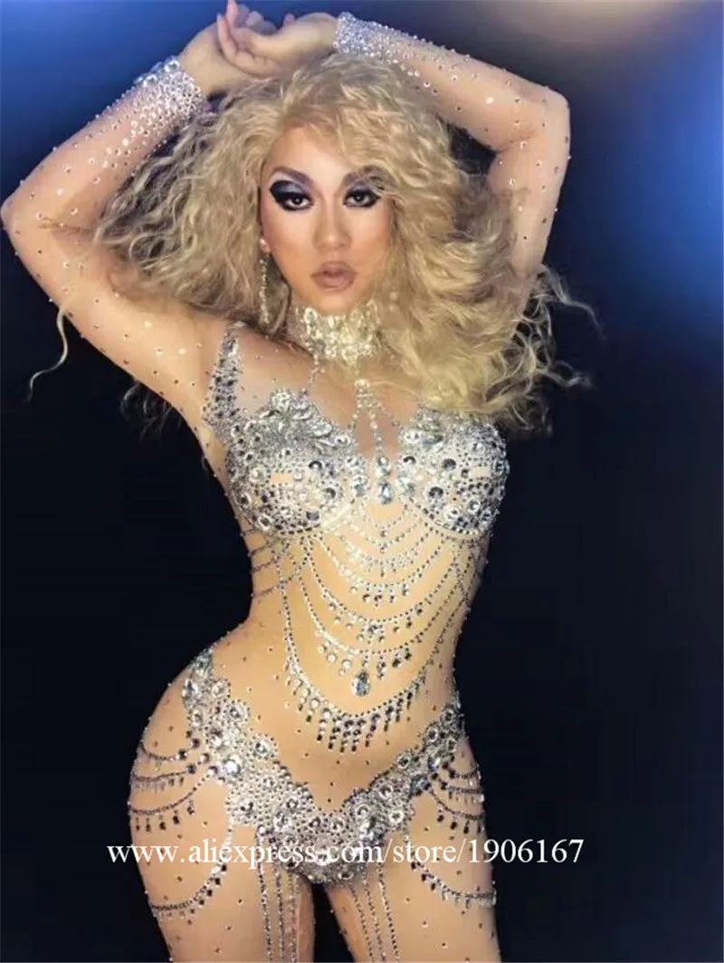 New female singer foreign guest car model steel tube djgogo sexy not exposed meat full of drills06