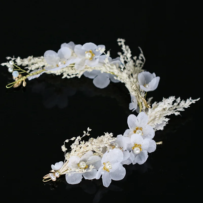 

1pcs New Women Girl White Flower Crown Hay New Wedding Bridal Artificial Flower Headband Tiara Hair Floral Hair band LB