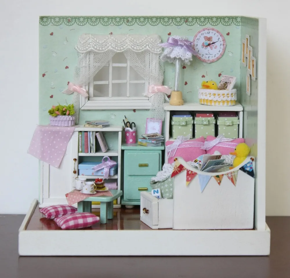 DIY Doll House Miniature Room Toy Creative Wooden Dollhouse Furniture Doll Houses Building Kits Toys for Baby Gift
