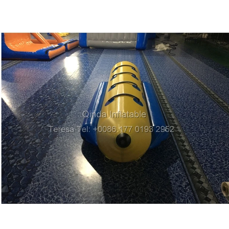 inflatable flying toward boat (3)