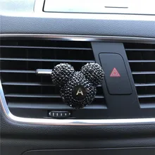 Изысканный черный английский буквенный леди красивый автомобильный парфюм Кондиционер Выход твердый парфюм автомобильный освежитель воздуха Стайлинг