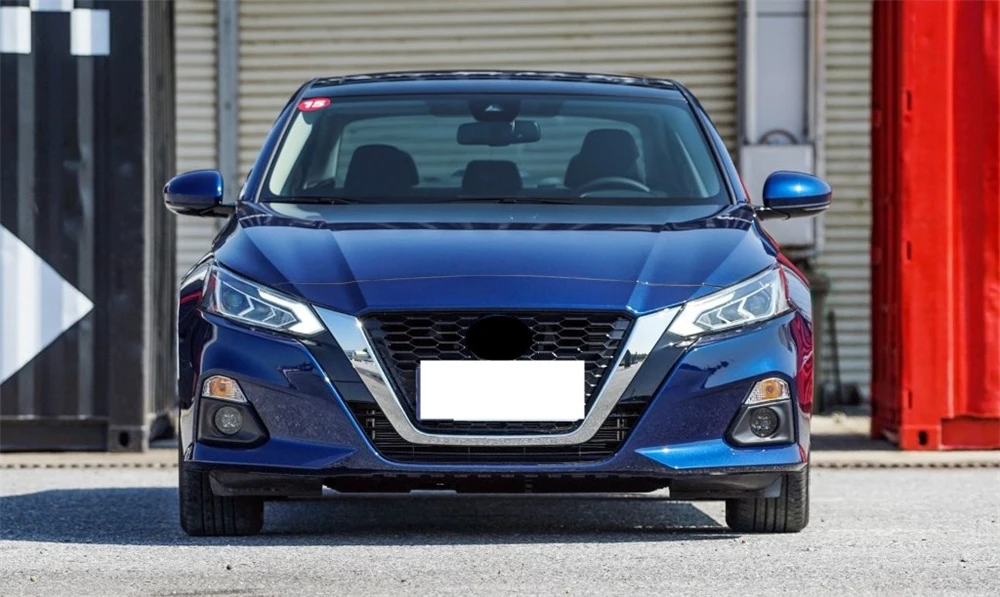 1024x0_1_q87_autohomecar__ChcCR1vY-1mAZA1TAAhAyyqnWmc805