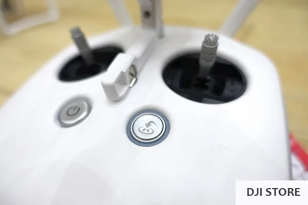 Freeshipping DJI Phantom 3 Advanced Drone With 2 Battery With HD 1080p Camera And 3 Axis Gimbal Rc Helicopter