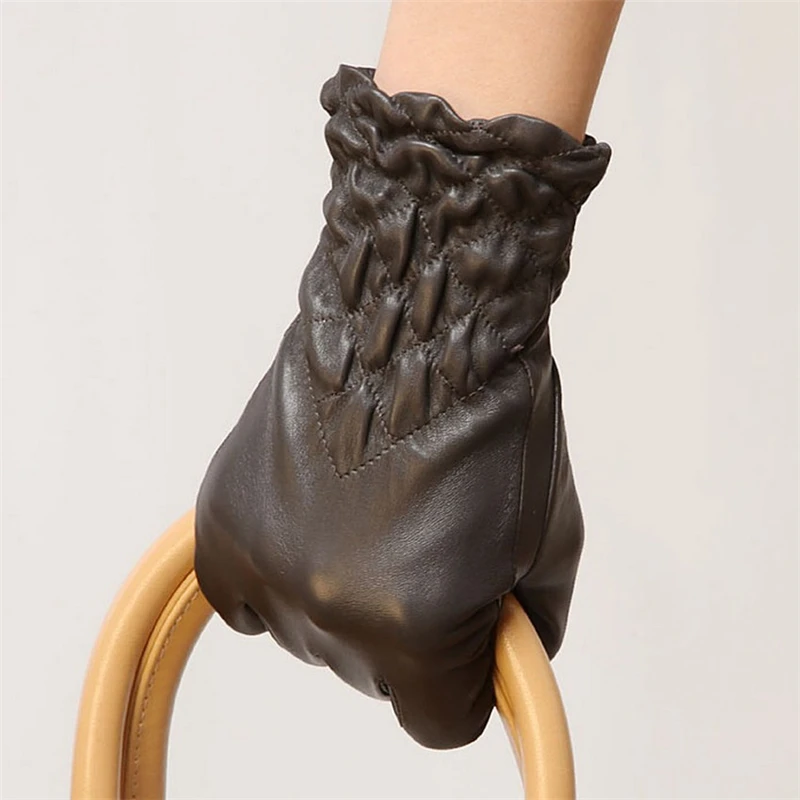 L054NC03 High Quality sheepskin leather gloves wrist Classic Style Nice Color solid color warm winter  women Gloves