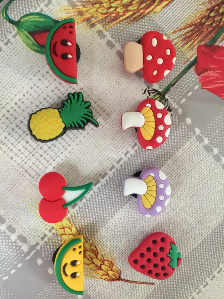 BELTS NEW HATS 2 LADY BUG SHOE,HAT CHARM FITS CROCS