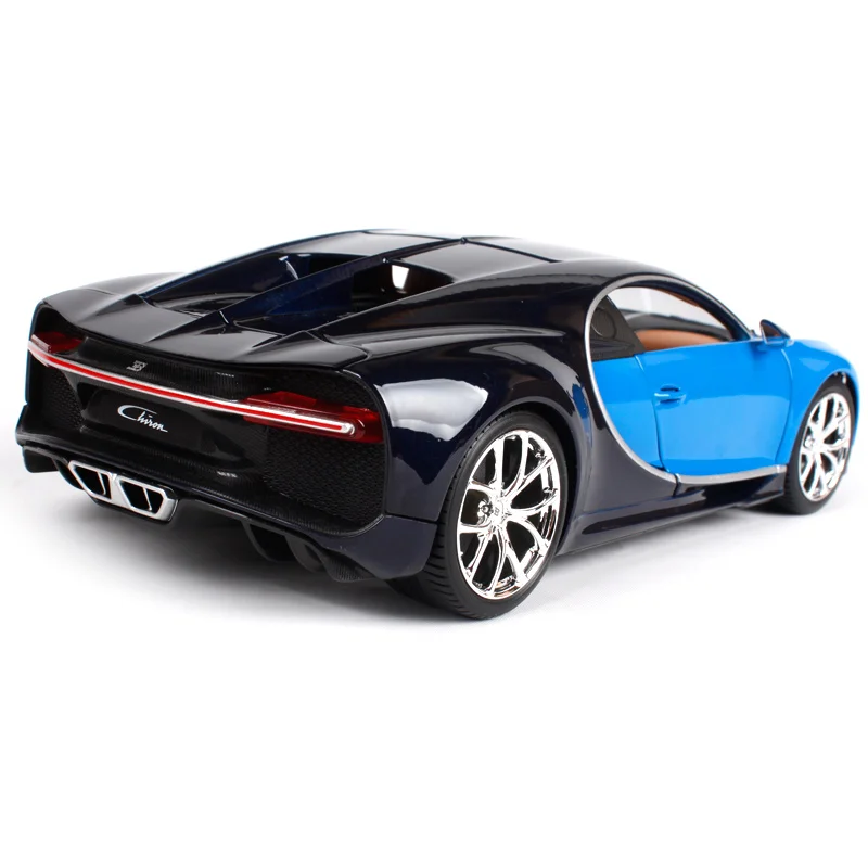 Bburago 1:18 2017 Bugatti Chiron 42 секунд спортивный автомобиль литья под давлением модели