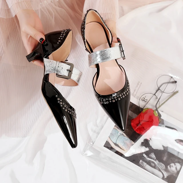 Stylesowner Pointed Toe Party Shoes Small Kitten Heel Belt Buckle Lady Sexy Shoe Rivets White Black Green Runway Single Shoe