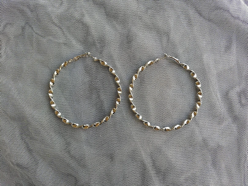 5 (2)